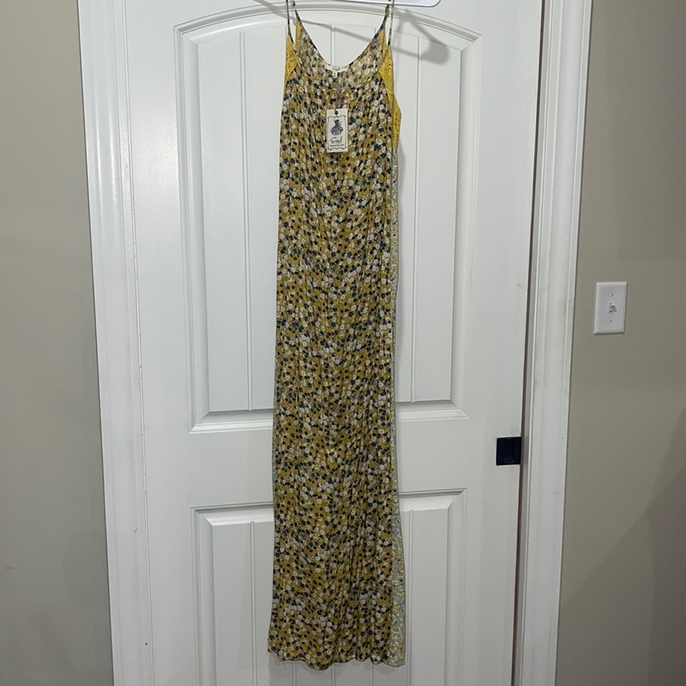 Easel Dress